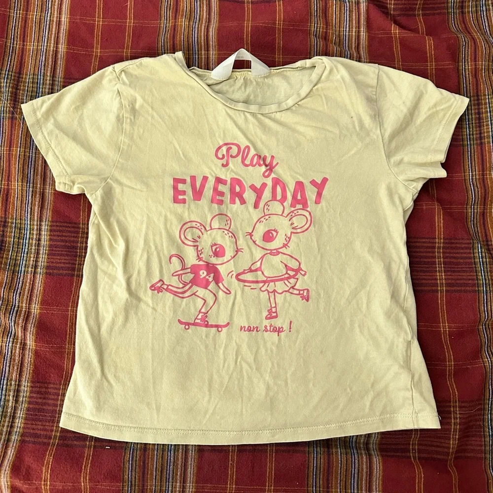 H and m size 6 shirt